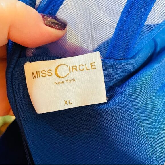 Miss Circle Priya Royal Blue Velvet Strapless Evening Gown - Picture 7 of 10